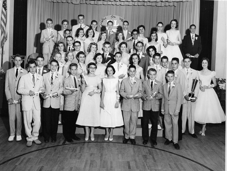 thumbnail photo of Silver Lake School Class of 1957